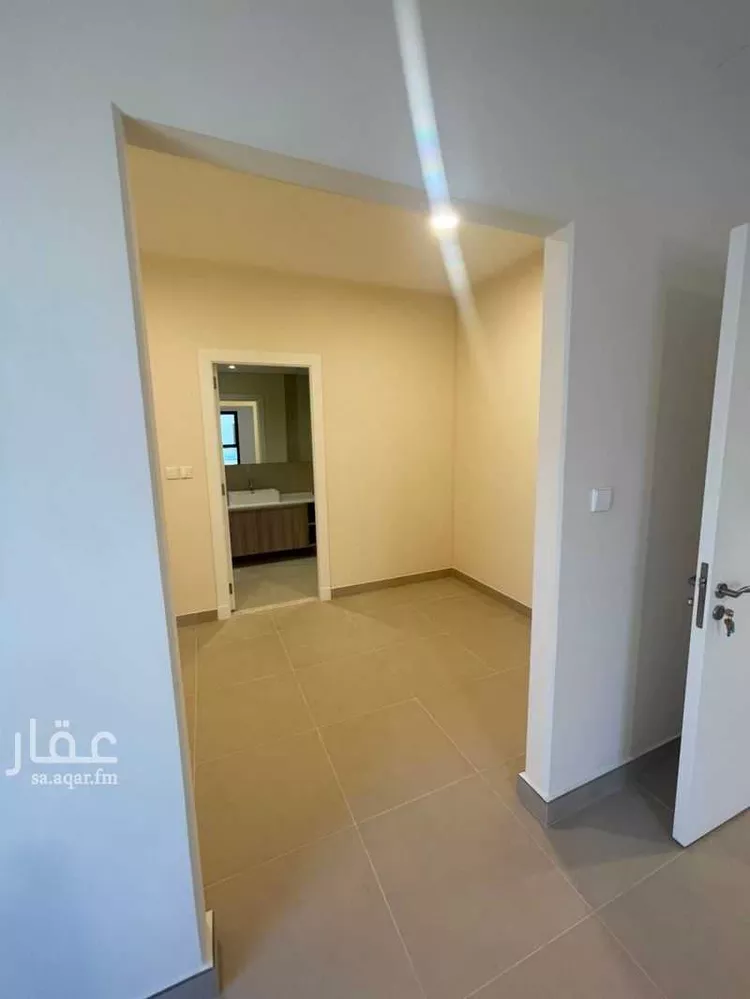 فيلا للإيجار في شارع رقم 2025, حي سدرة, مدينة الرياض, منطقة الرياض 17