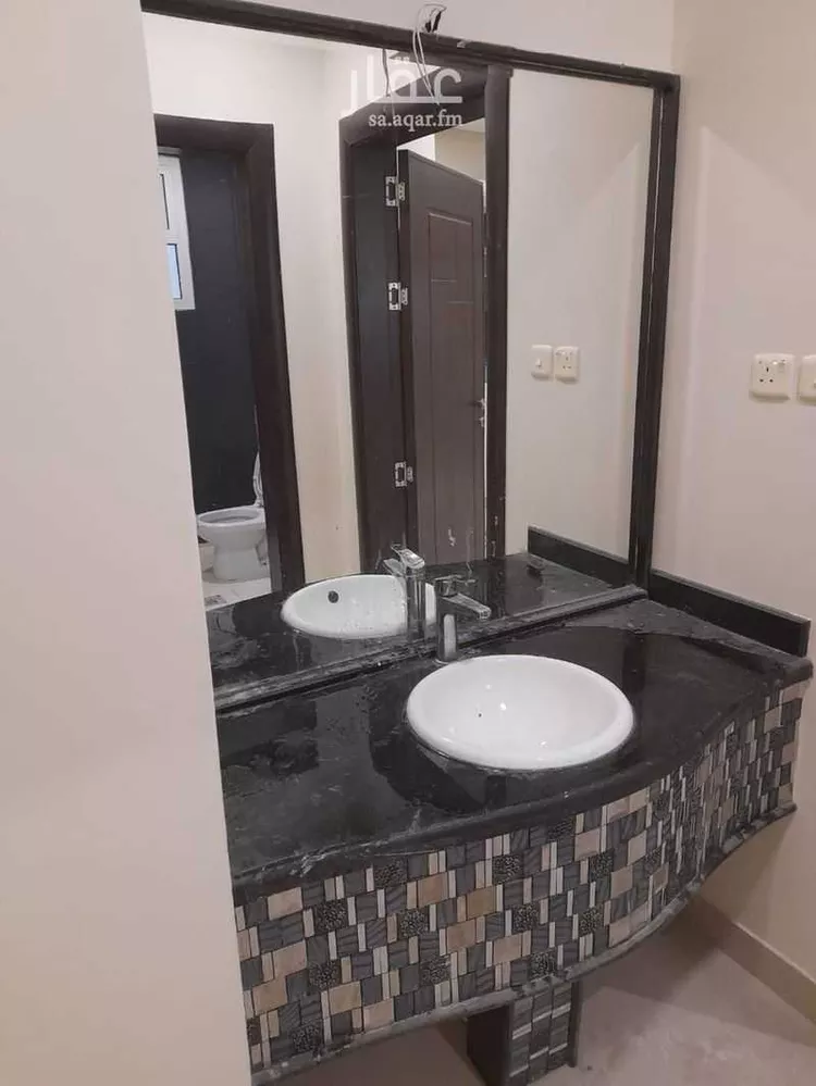 شقة للبيع في شارع الحسين بن علي, حي الإزدهار, مدينة الرياض, منطقة الرياض صورة 2