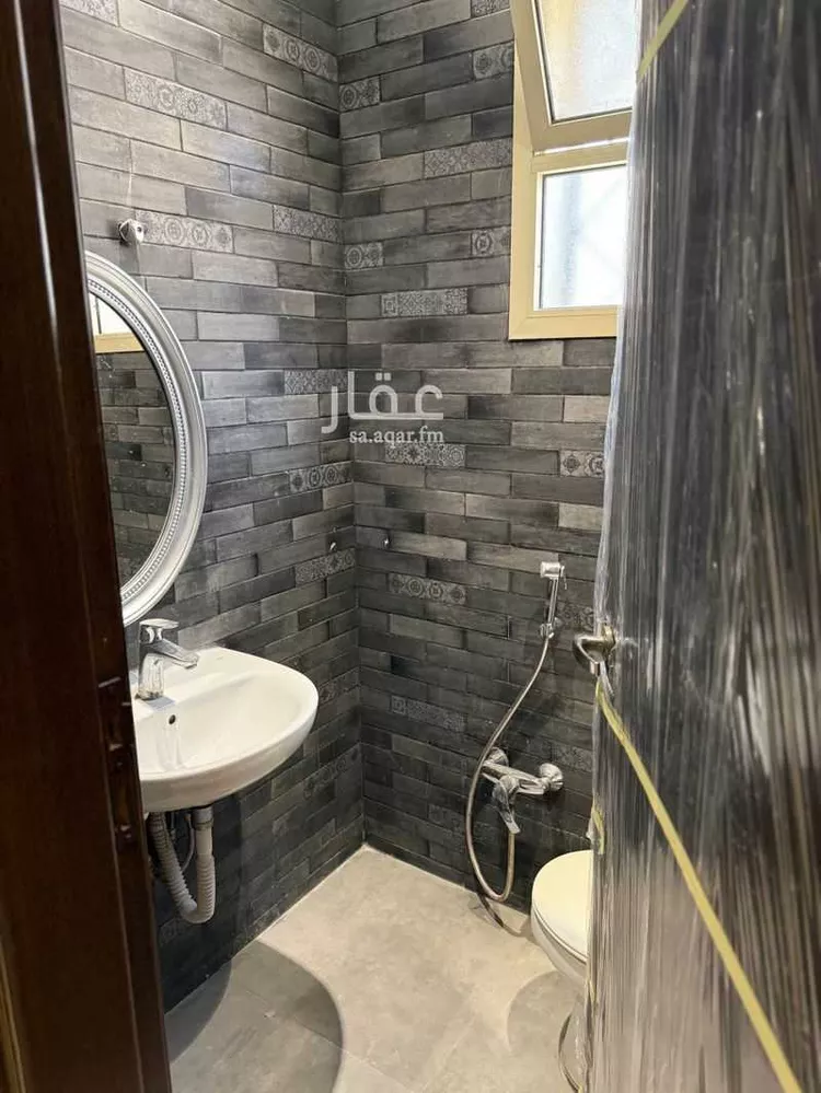 فيلا للإيجار في شارع يزيد بن مالك, حي النخيل, مدينة الرياض, منطقة الرياض