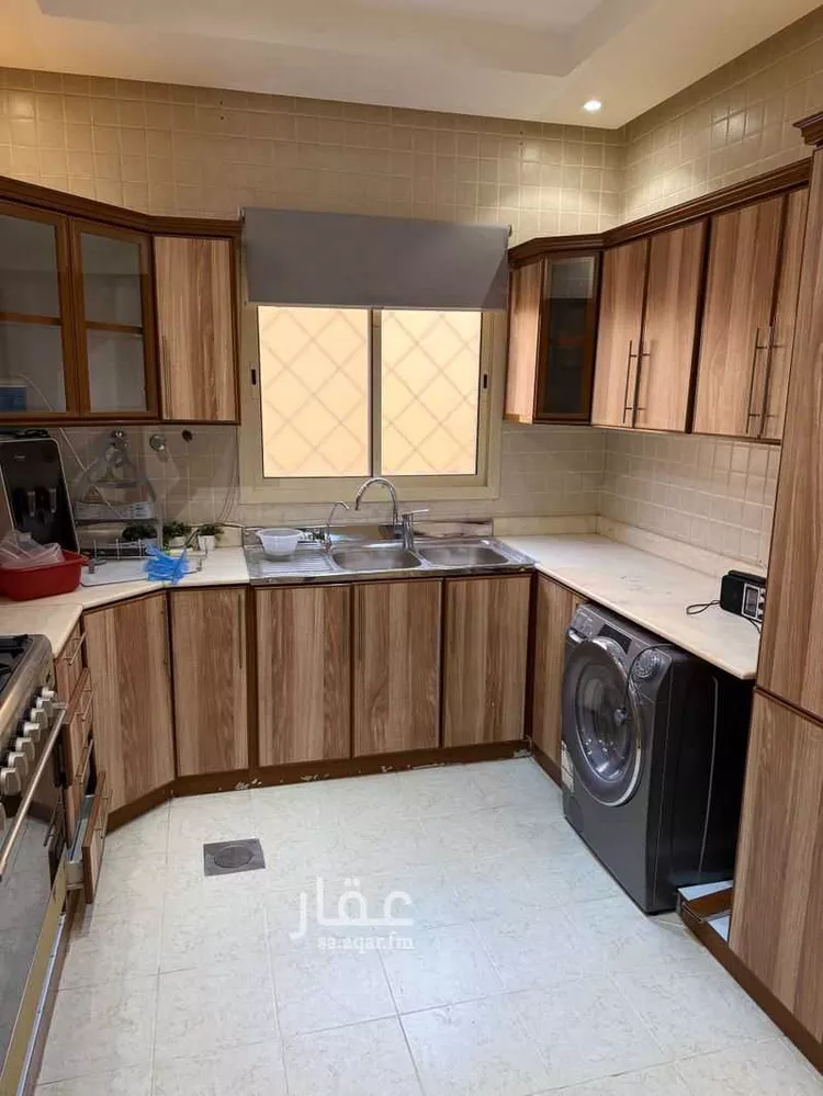 فيلا للإيجار في شارع يزيد بن مالك, حي النخيل, مدينة الرياض, منطقة الرياض صورة 3