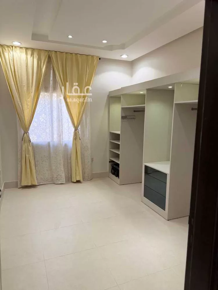فيلا للإيجار في شارع يزيد بن مالك, حي النخيل, مدينة الرياض, منطقة الرياض صورة 4