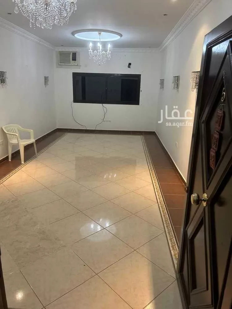 شقة للإيجار في 8295-8345 ، شارع الصفا ، حي النهضة ، جدة ، جدة صورة 2