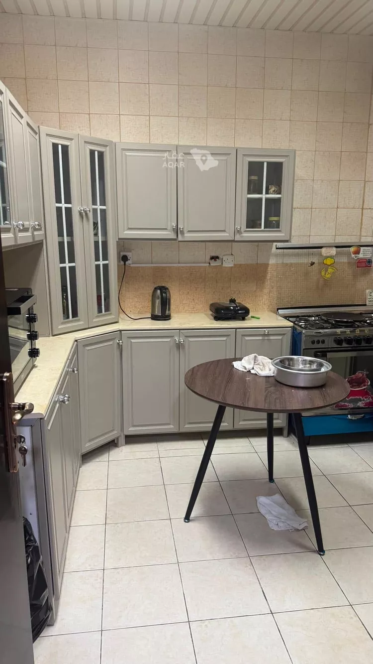 شقة للإيجار في شارع بحر العرب ، حي اشبيلية ، الرياض ، منطقة الرياض 14