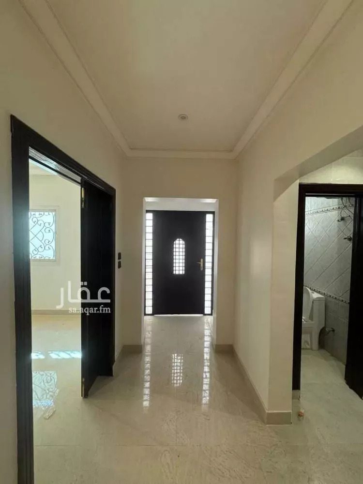 فيلا للإيجار في شارع ابن مظفر, حي الإزدهار, مدينة الرياض, منطقة الرياض صورة 2