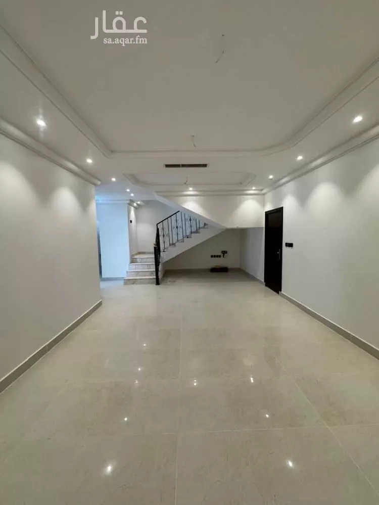 فيلا للإيجار في شارع ابن مظفر, حي الإزدهار, مدينة الرياض, منطقة الرياض صورة 3
