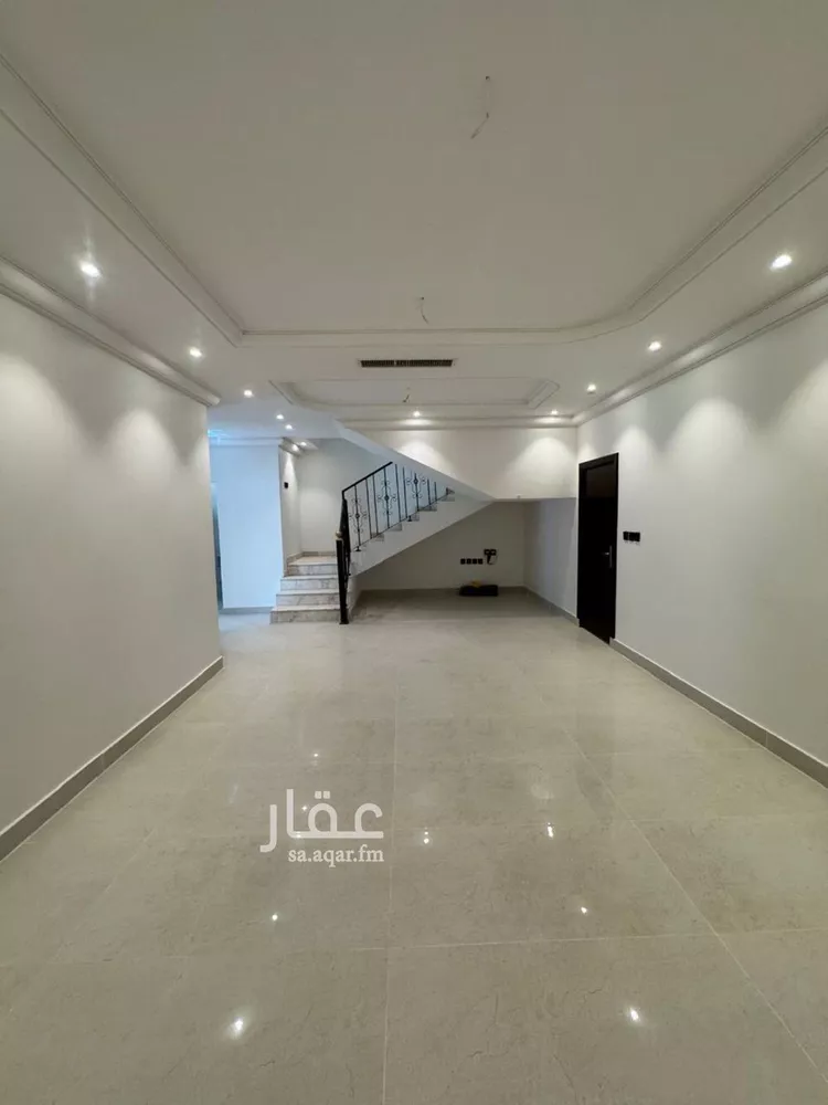 فيلا للإيجار في شارع ابن مظفر, حي الإزدهار, مدينة الرياض, منطقة الرياض صورة 3