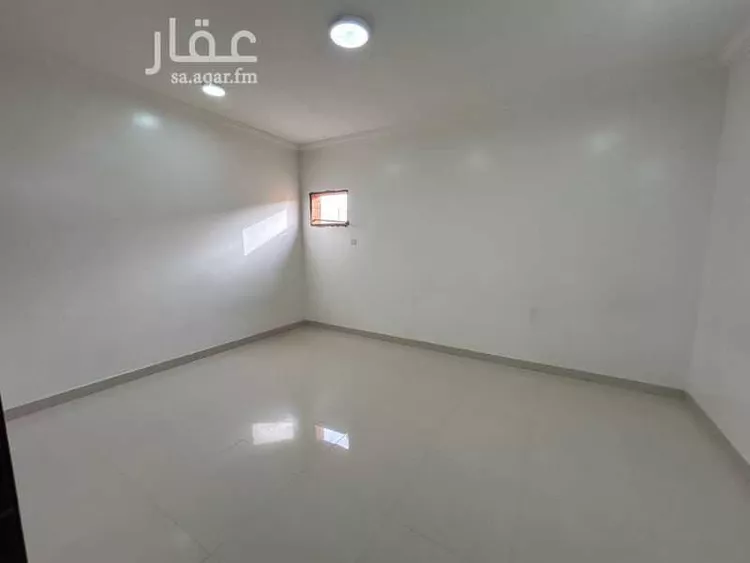 شقة للإيجار في شارع ماجد بن مرعيد, حي العزيزية, مدينة الرياض, منطقة الرياض صورة 5