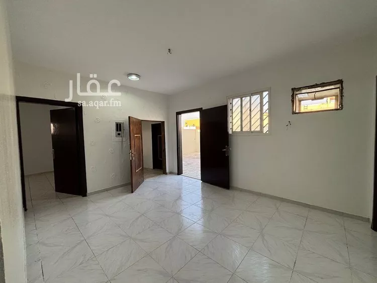 شقة للإيجار في شارع شمس الدين الشافعي, حي الدار البيضاء, مدينة الرياض, منطقة الرياض