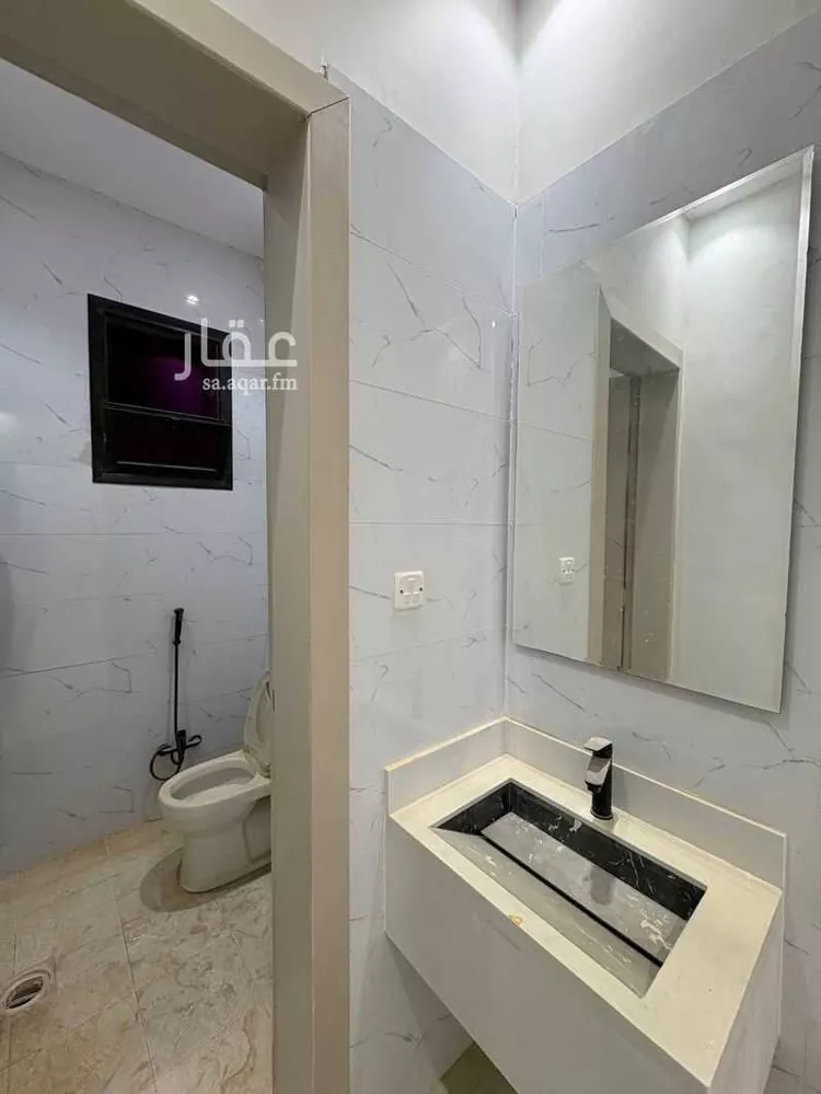 فيلا للإيجار في شارع 27 عكاظ, حي عكاظ, مدينة الرياض, منطقة الرياض صورة 4