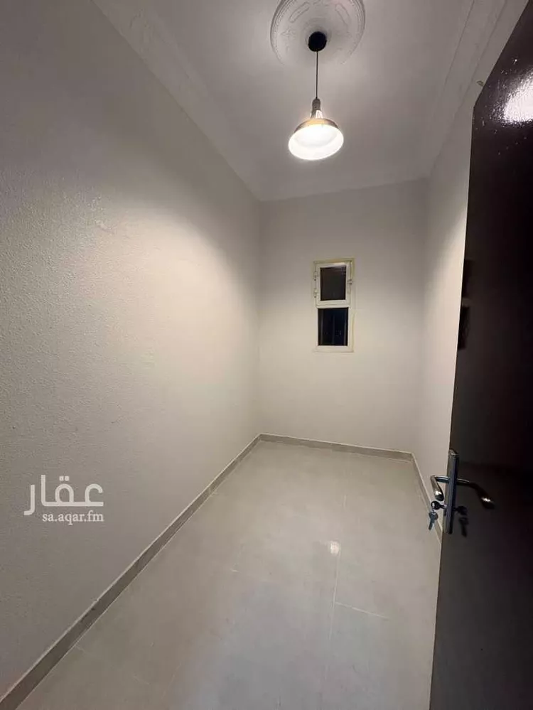 دور للإيجار في شارع الضاحية, حي العزيزية, مدينة الرياض, منطقة الرياض صورة 4
