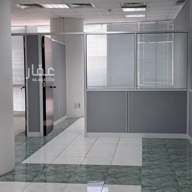 عمارة للإيجار في شارع طريق الملك فهد بن عبدالعزيز, حي البندرية, مدينة الخبر, المنطقة الشرقية صورة 2