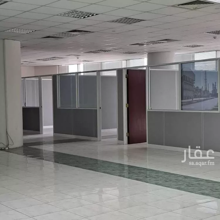 عمارة للإيجار في شارع طريق الملك فهد بن عبدالعزيز, حي البندرية, مدينة الخبر, المنطقة الشرقية صورة 3
