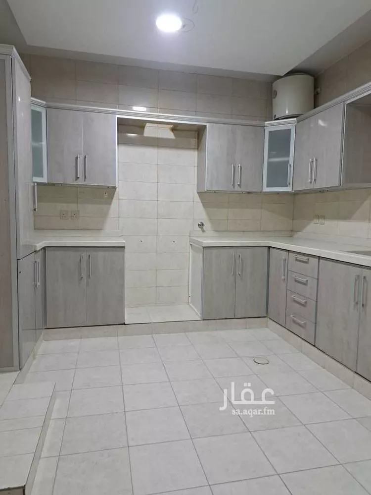 شقة للبيع في شارع اوطاس, حي هجر, مدينة الدمام, المنطقة الشرقية صورة 3