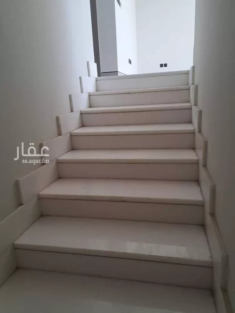 فيلا للإيجار في شارع النعيم, حي البحر, مدينة الخبر, المنطقة الشرقية صورة 5