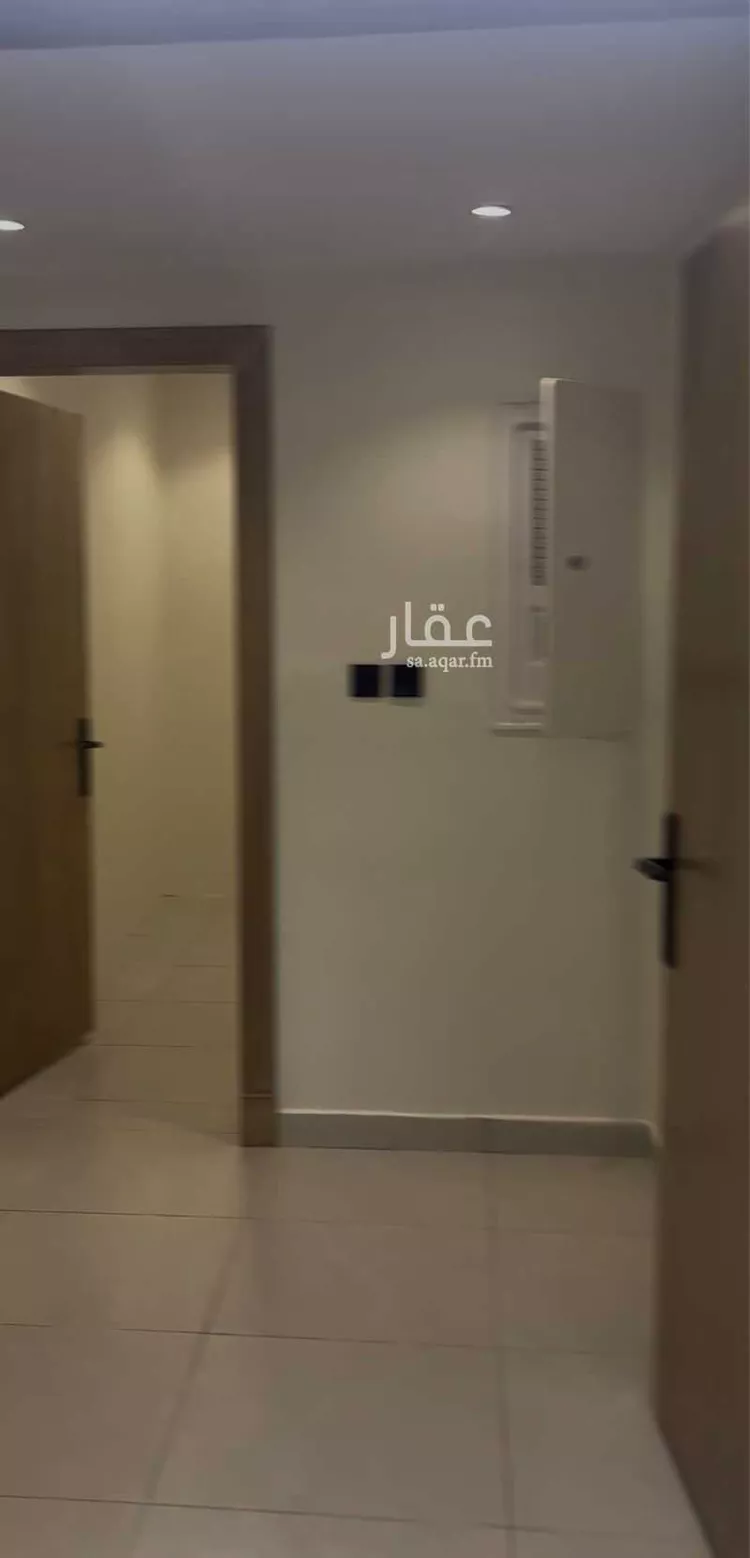 شقة للإيجار في شارع أحمد بن الخطاب ، حي العزيزية ، الرياض ، منطقة الرياض صورة 3