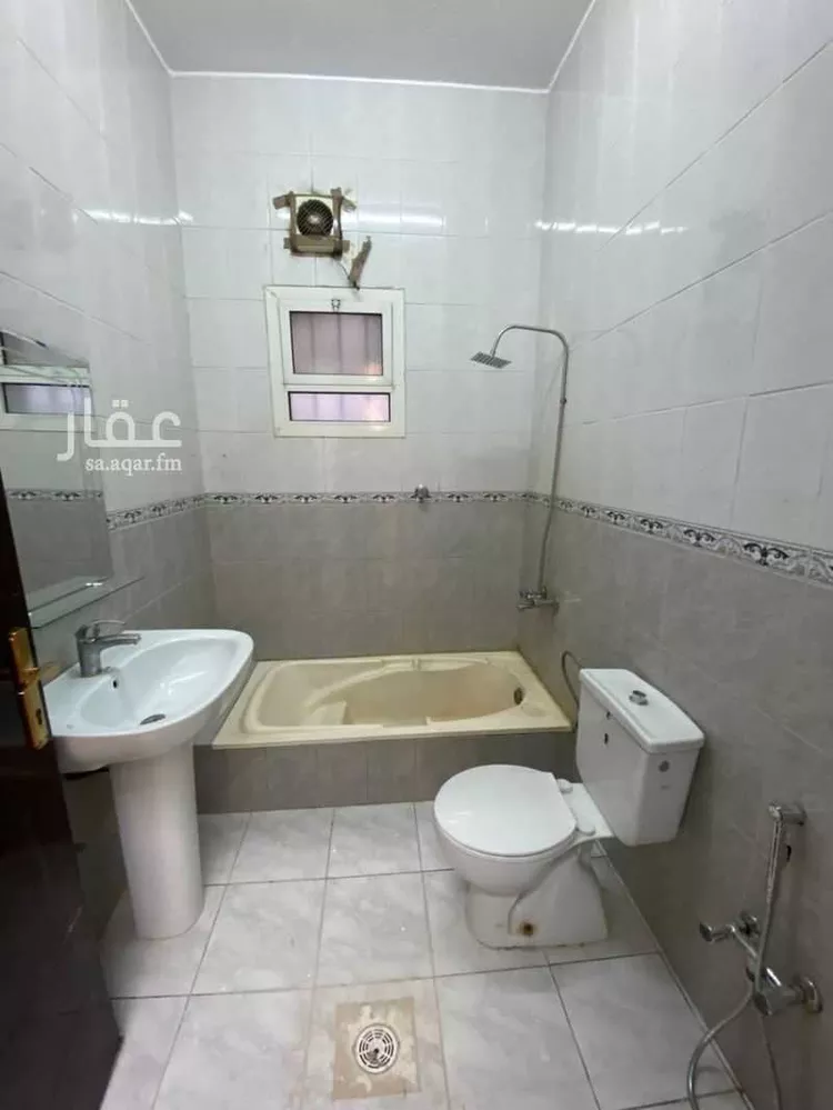 دور للإيجار في شارع مالك التميمي, حي غرناطة, مدينة الرياض, منطقة الرياض صورة 3