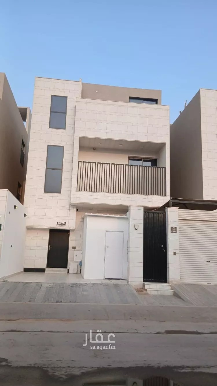 دور للبيع في شارع فهد المارك, حي الرمال, مدينة الرياض, منطقة الرياض