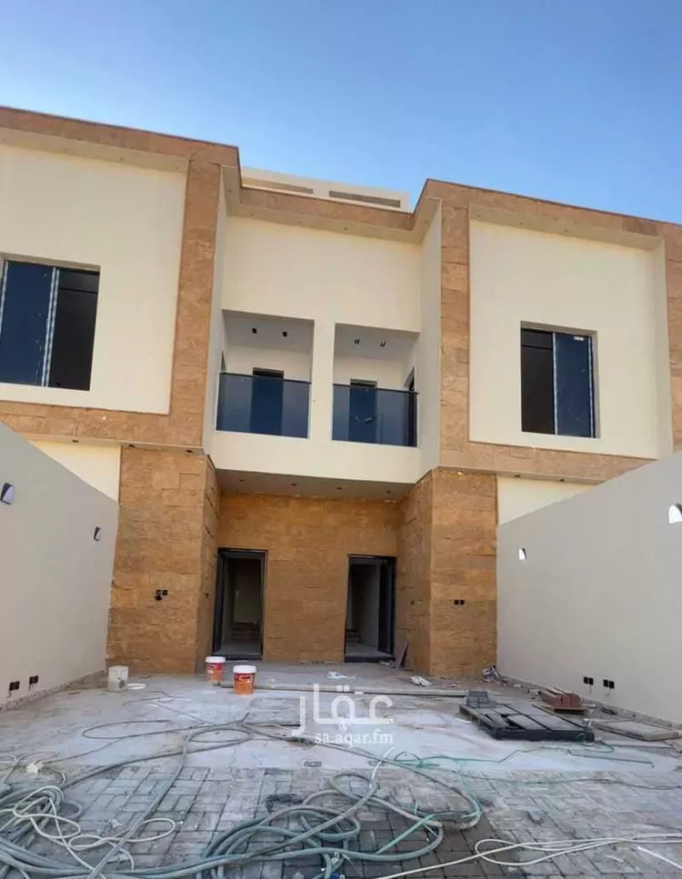 فيلا للبيع في شارع ابن عيسى الجباني ، حي الشرق ، الرياض ، منطقة الرياض صورة 2