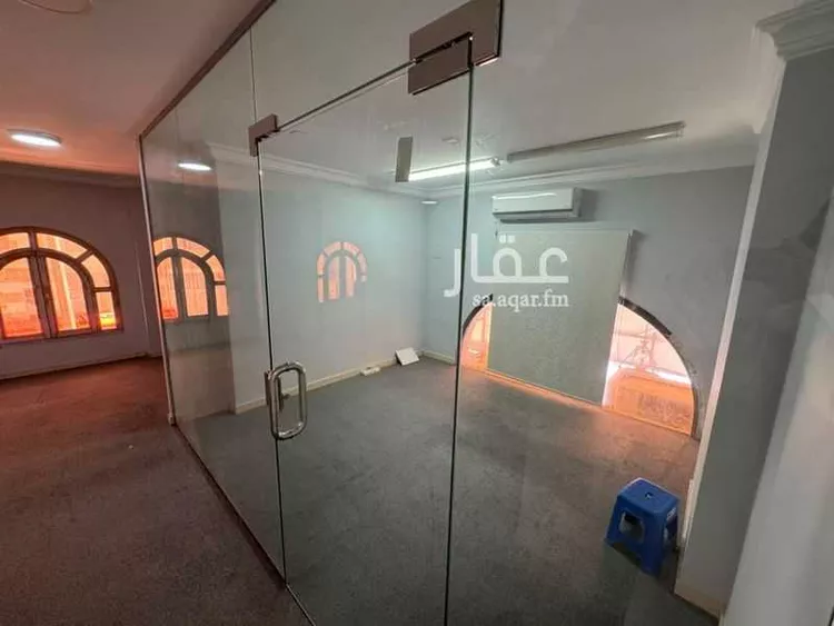 Commercial Office for Rent in Medina Bani Harithah