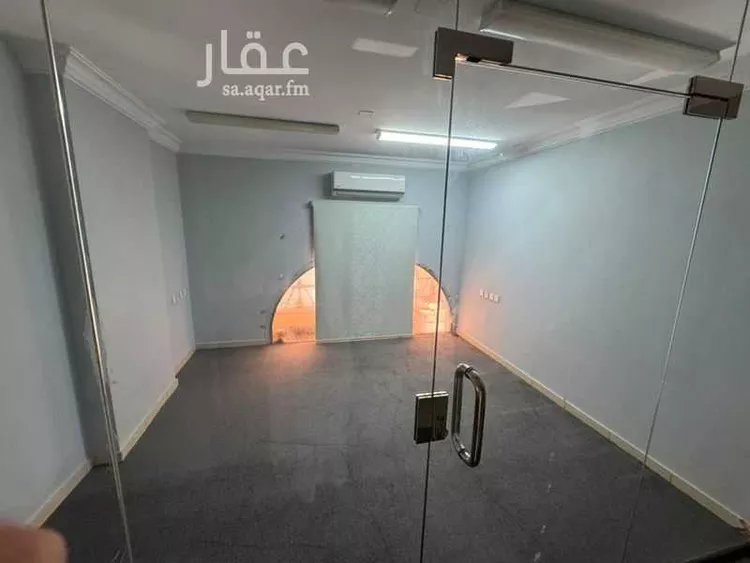 Commercial Office for Rent in Medina Bani Harithah 6