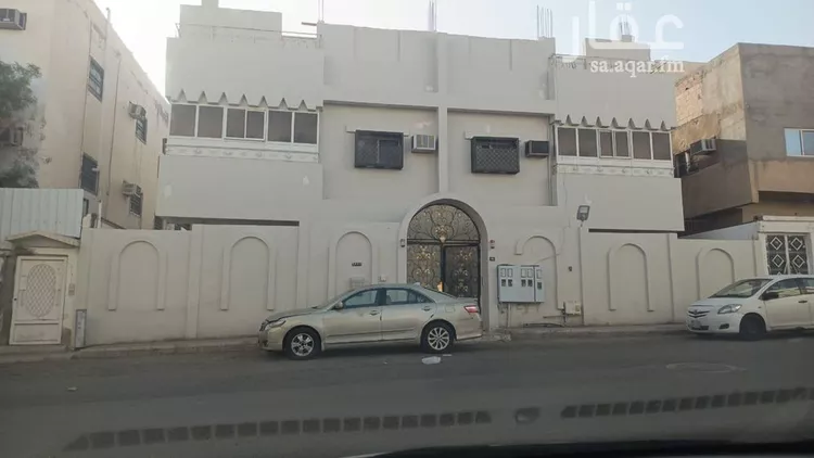 عمارة للبيع في شارع العباس ابن حسن, حي التلعة, مدينة المدينة المنورة, منطقة المدينة المنورة