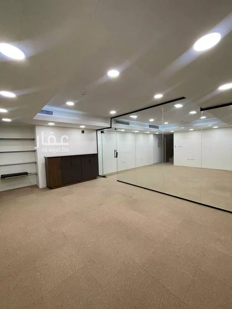 مكتب تجاري للإيجار في شارع الامير محمد ابن سعد ابن عبدالعزيز, حي العقيق, مدينة الرياض, منطقة الرياض صورة 2