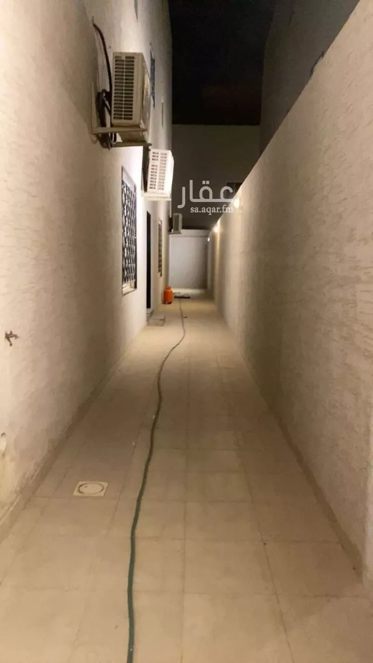 فيلا للإيجار في شارع الربائع ، حي عريض ، الرياض ، منطقة الرياض صورة 5