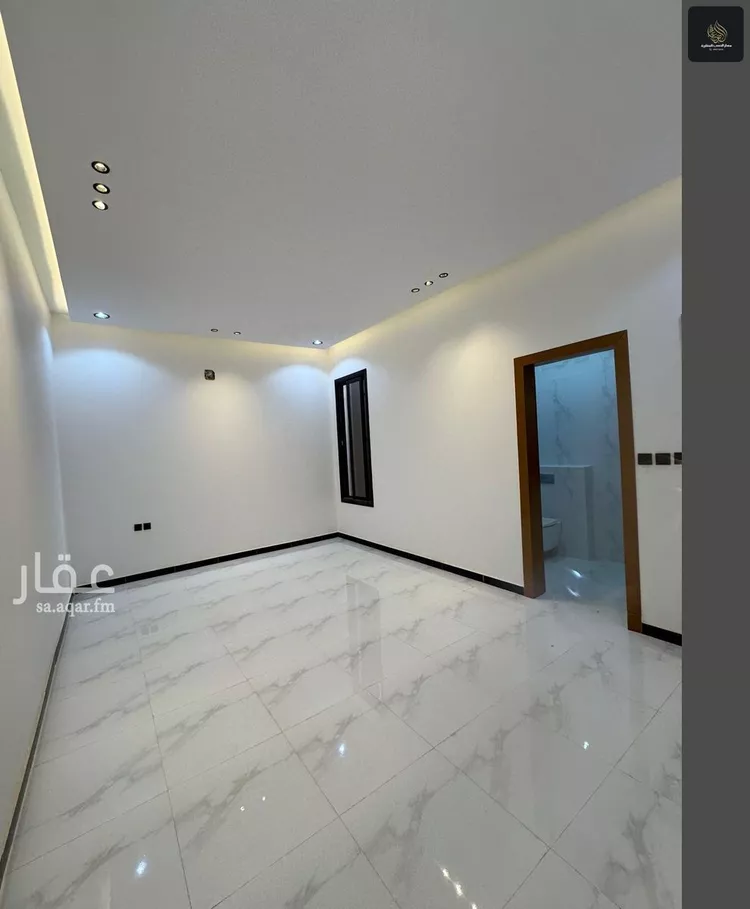 دور للبيع في شارع عمر ابن حبيب, حي الجنادرية, مدينة الرياض, منطقة الرياض صورة 5