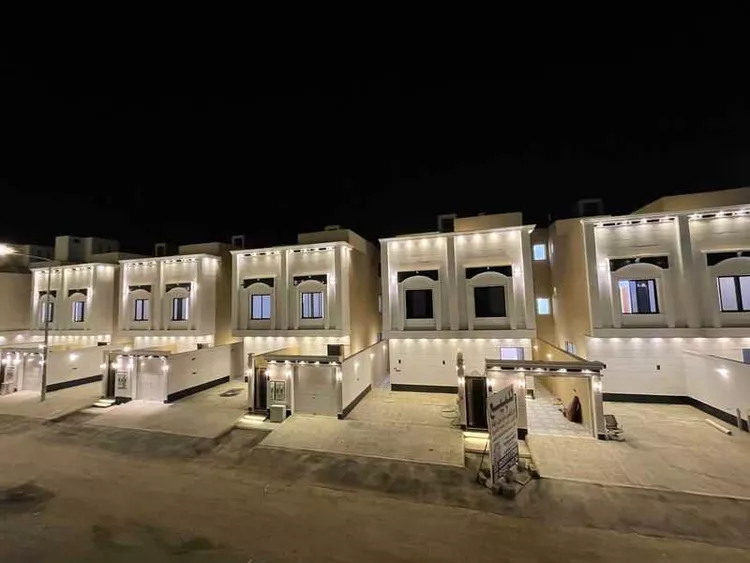 Floor for Sale in Riyadh Al Janadriyah