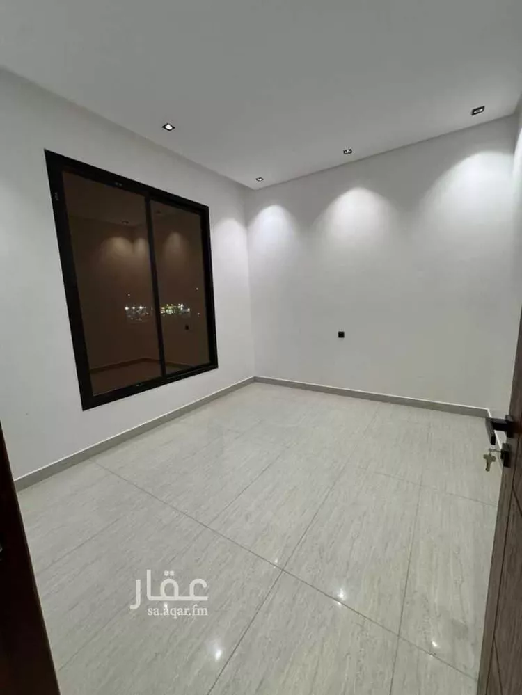 فيلا للبيع في شارع أحمد البجلي, حي طويق, مدينة الرياض, منطقة الرياض صورة 2