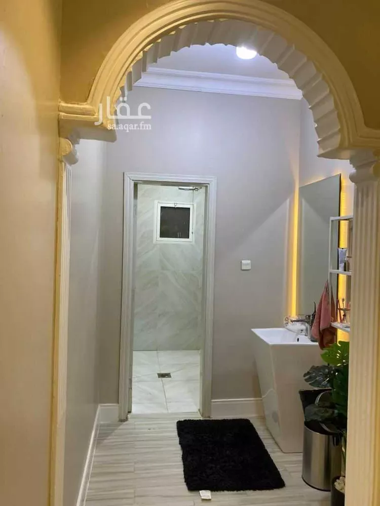 فيلا للبيع في شارع المنجور, حي الخليج, مدينة الرياض, منطقة الرياض