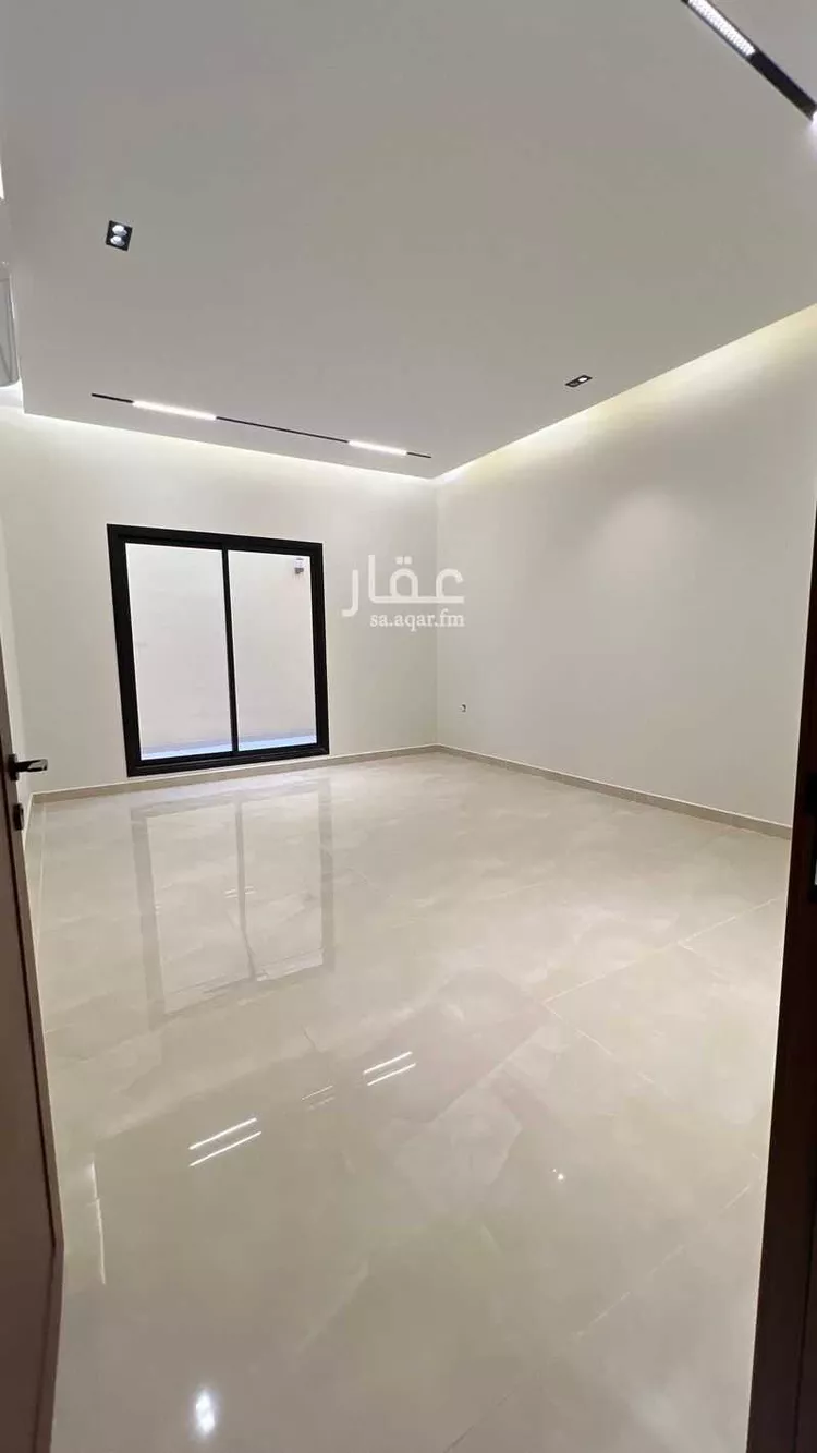 دور للبيع في شارع أبان بن صالح, حي عكاظ, مدينة الرياض, منطقة الرياض صورة 5
