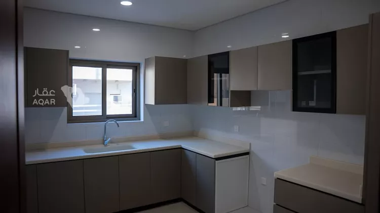 Building for Rent in Dammam Al Mazruiyah 24