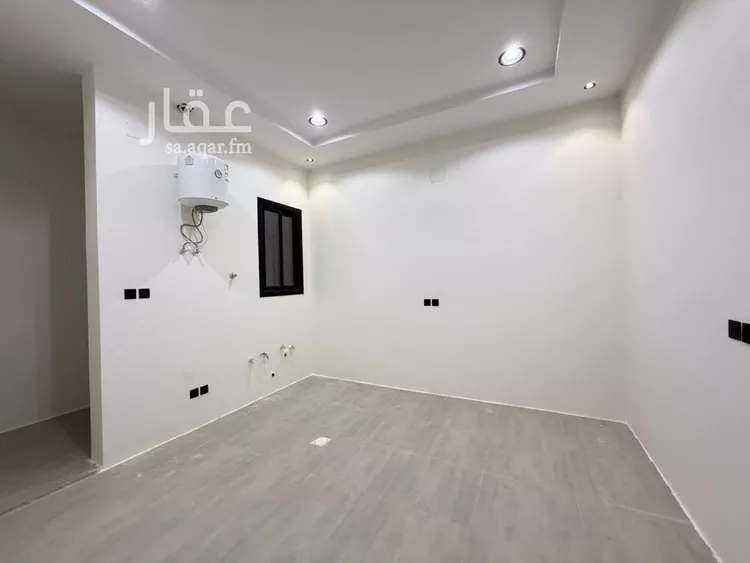 دور للبيع في شارع ابي المكارم بن مفرج, حي عكاظ, مدينة الرياض, منطقة الرياض صورة 3