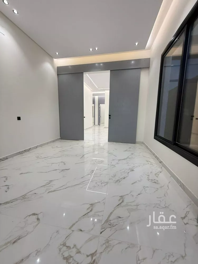 دور للبيع في شارع ابي المكارم بن مفرج, حي عكاظ, مدينة الرياض, منطقة الرياض صورة 4