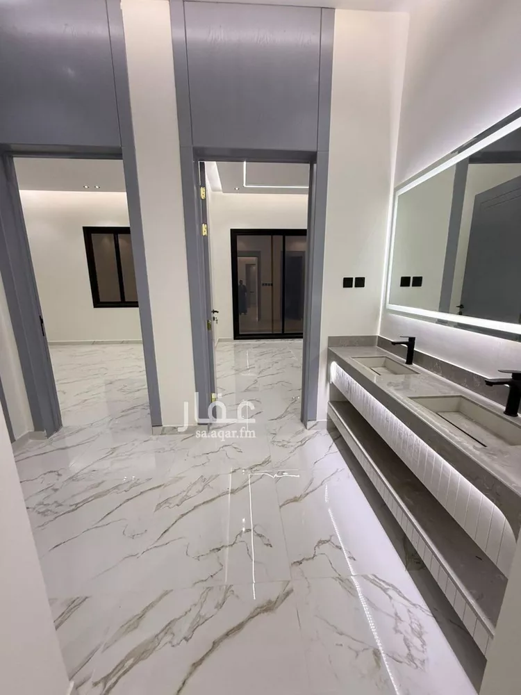 دور للبيع في شارع ابي المكارم بن مفرج, حي عكاظ, مدينة الرياض, منطقة الرياض صورة 2