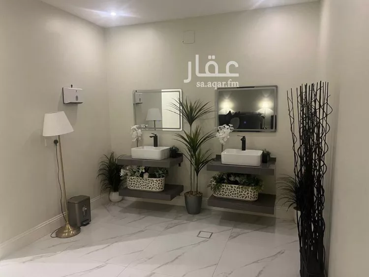 فيلا للبيع في شارع عبدالله بن رشيد, حي الروضة, مدينة الرياض, منطقة الرياض صورة 4