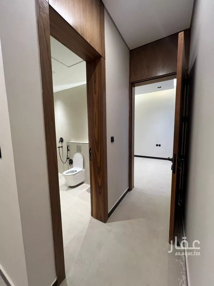 دور للبيع في شارع عبدالله بن عتيك, حي النفل, مدينة الرياض, منطقة الرياض صورة 5