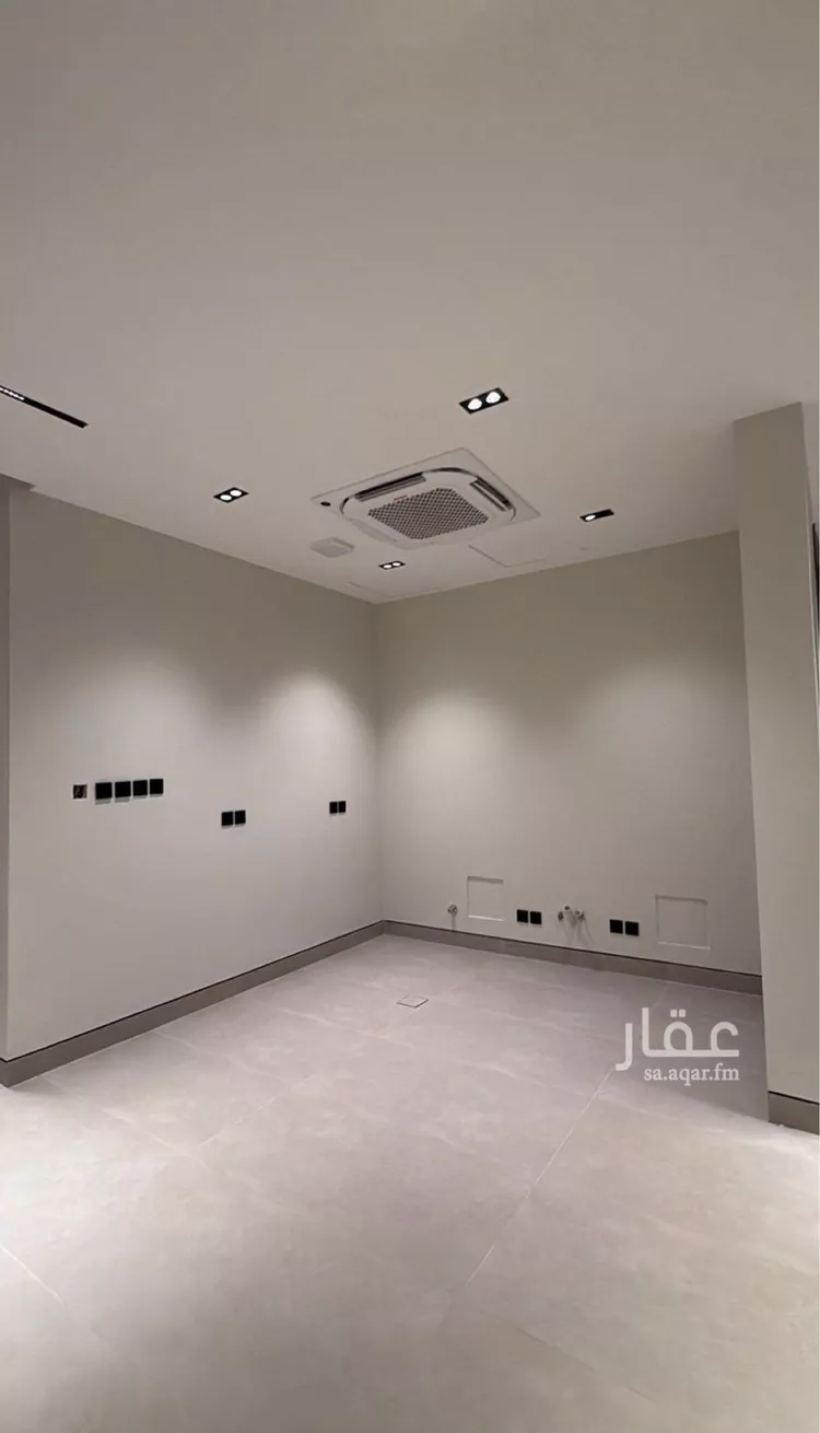 دور للبيع في شارع رقم 370, حي النرجس, مدينة الرياض, منطقة الرياض صورة 5