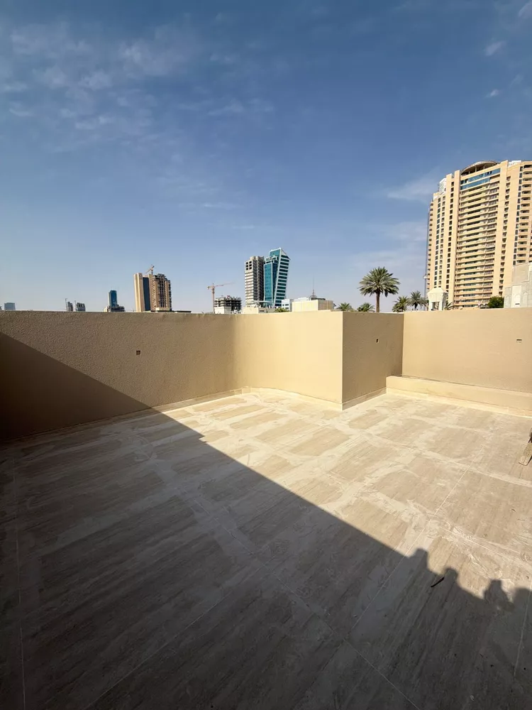 فيلا للبيع في شارع الحوافظ, حي المحمدية, مدينة الرياض, منطقة الرياض 16
