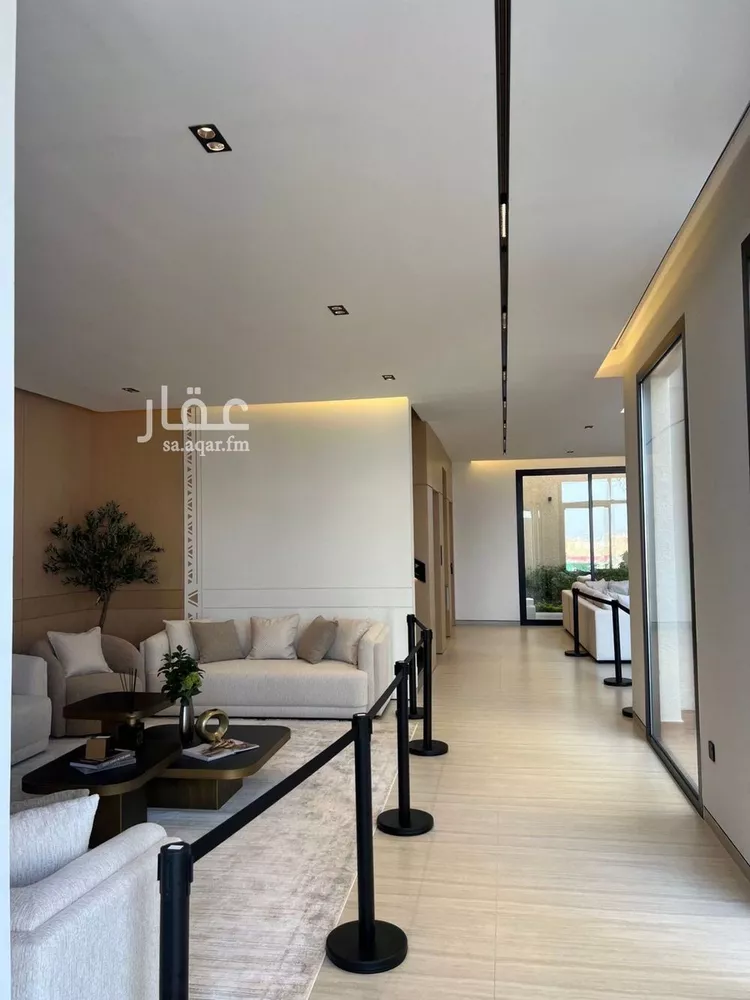 فيلا للبيع في شارع أمين صالح مرشد, حي العارض, مدينة الرياض, منطقة الرياض صورة 4