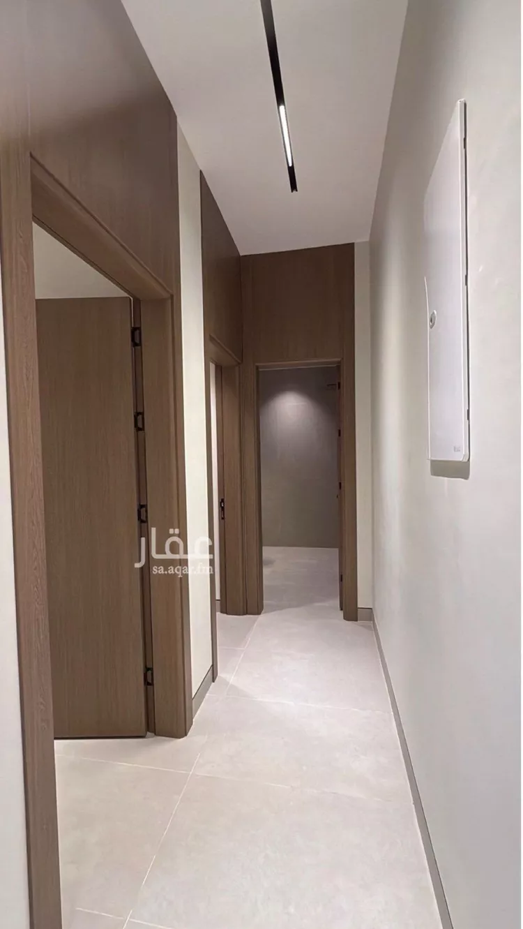 دور للبيع في شارع رقم 370, حي النرجس, مدينة الرياض, منطقة الرياض صورة 4