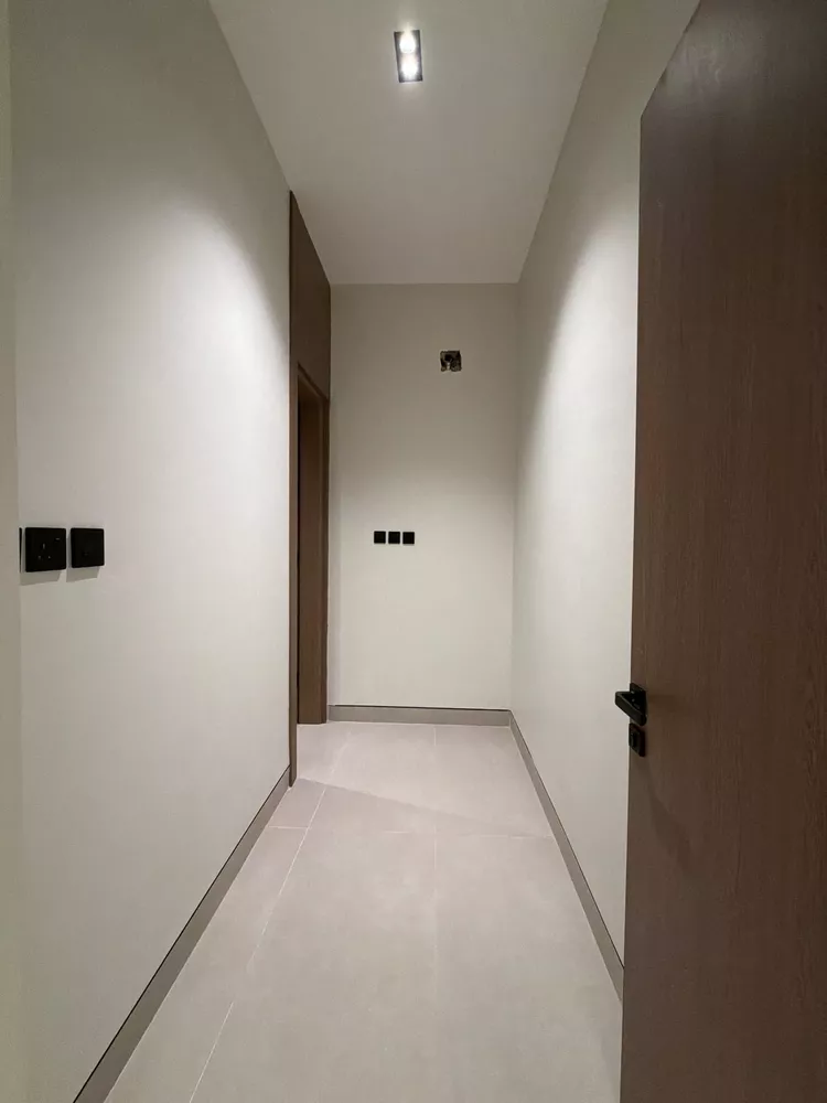Floor for Sale in Riyadh An Narjis 8