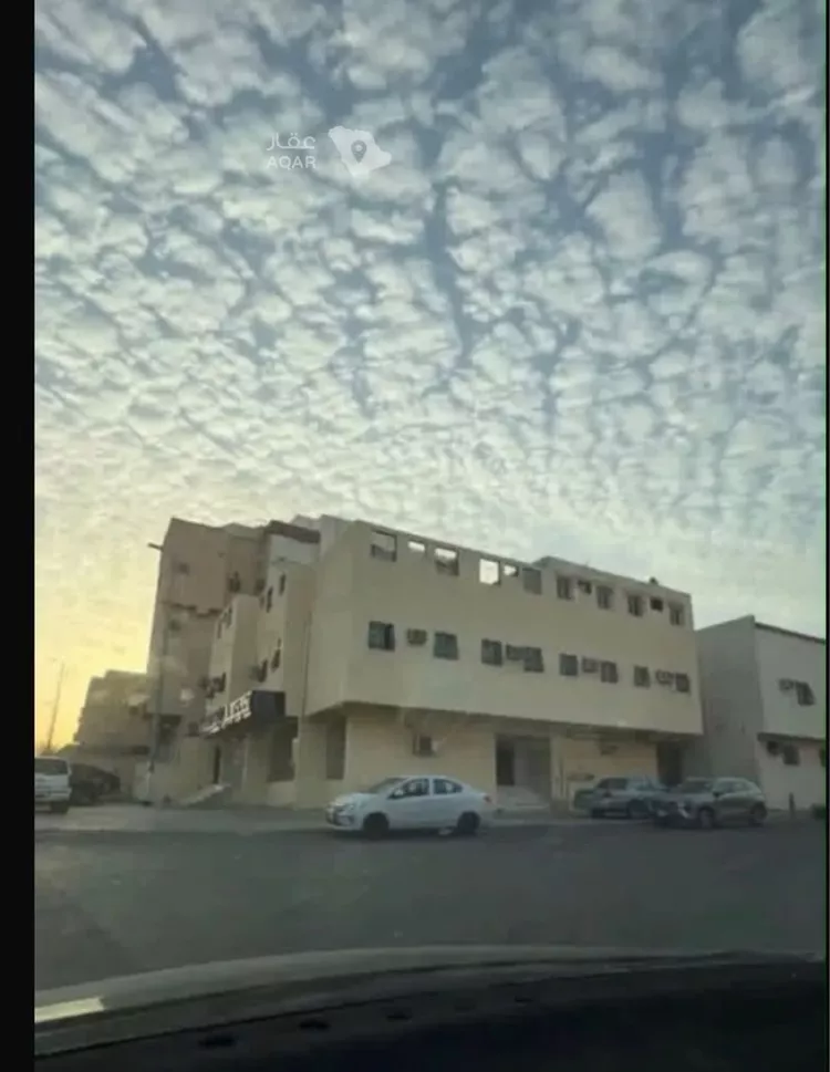 عمارة للبيع في شارع ابراهيم بن عبدالله العنقرى ، حي ولي العهد ، مكة ، منطقة مكة المكرمة