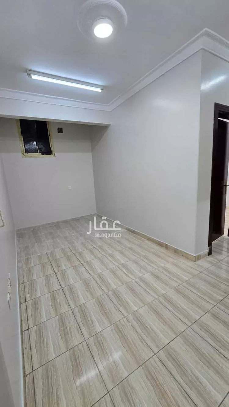 شقة للإيجار في شارع بديع الزمان الهمذاني, حي الزهرة, مدينة الرياض, منطقة الرياض صورة 2