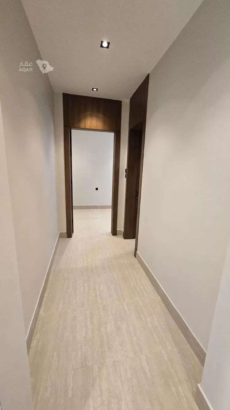 Floor for Rent in Riyadh Az Zahrah 2