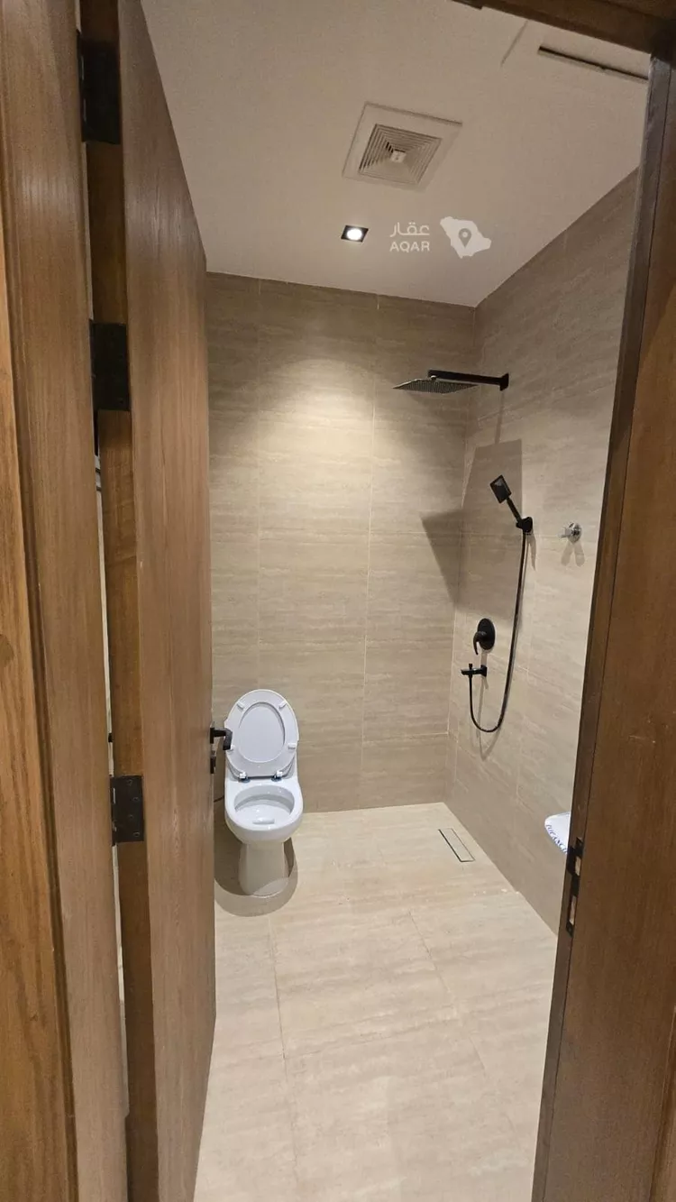 Floor for Rent in Riyadh Az Zahrah 7