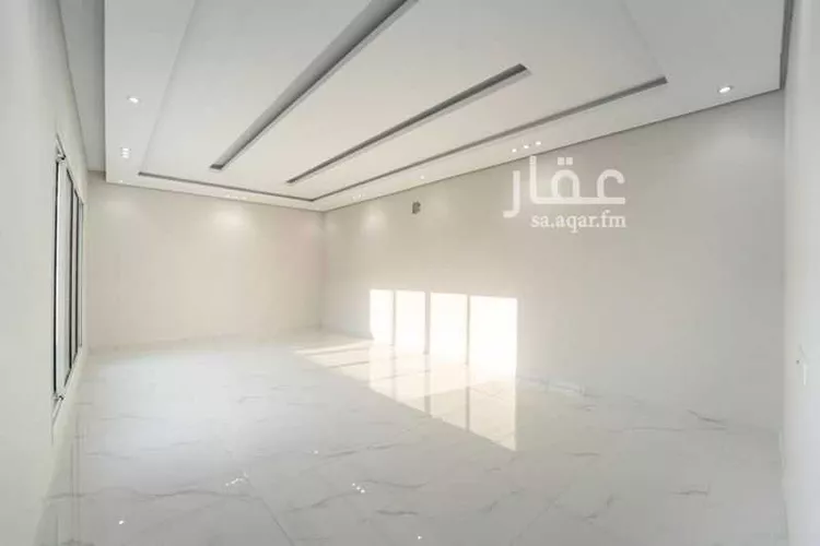 فيلا للبيع في شارع القاسم بن سلام, حي العروبة, مدينة الدمام, المنطقة الشرقية صورة 3