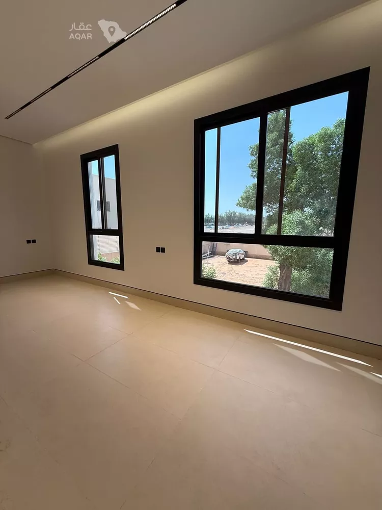 Floor for Rent in Riyadh Ar Rabwah 6