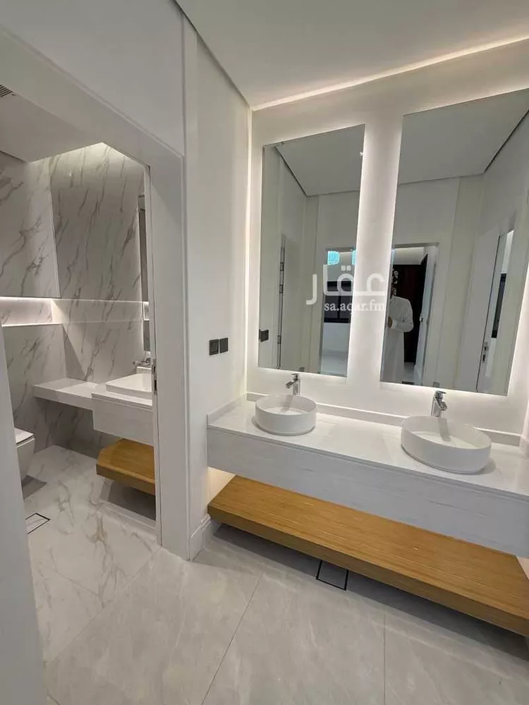 فيلا للإيجار في شارع المنصور بن أبي عامر, حي الربوة, مدينة الرياض, منطقة الرياض صورة 3